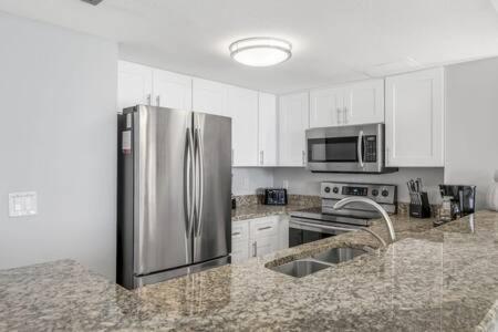 The Oyster By Brightwild-Beachfront Condo Ντέστιν Εξωτερικό φωτογραφία